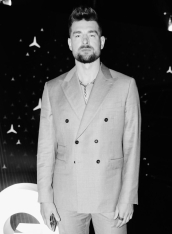 Сергей Мезенцев, шоумен